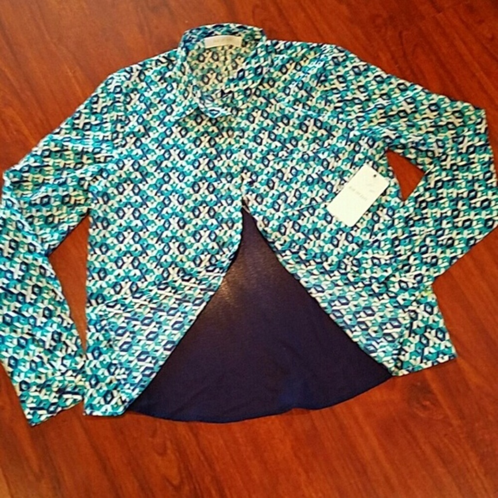 NWT BLUE IVY by KC blouse sheer in back bottom